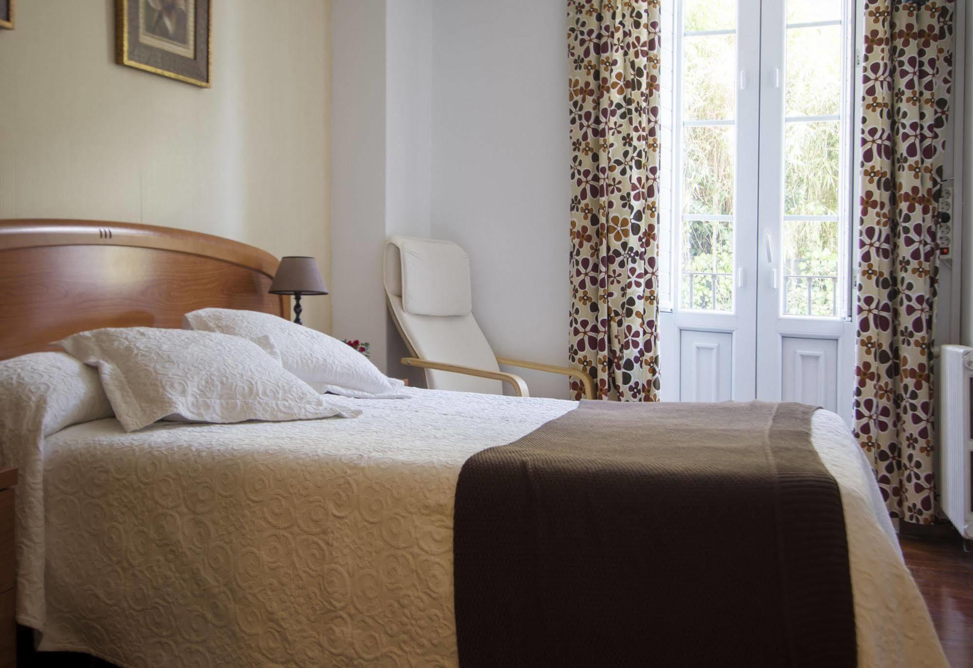 Hostal La Carballinesa Santiago de Compostela Dış mekan fotoğraf